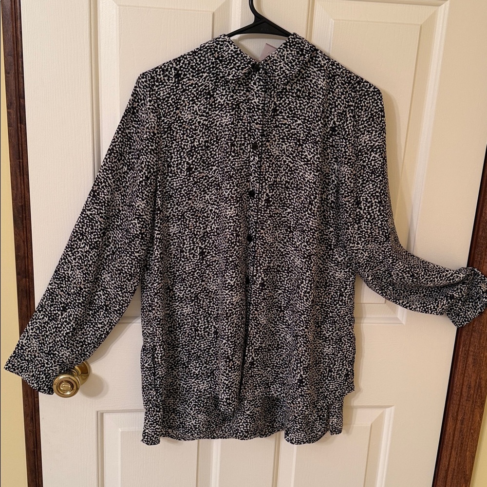 Chico's Black and White Speckled Button-Front Blouse
